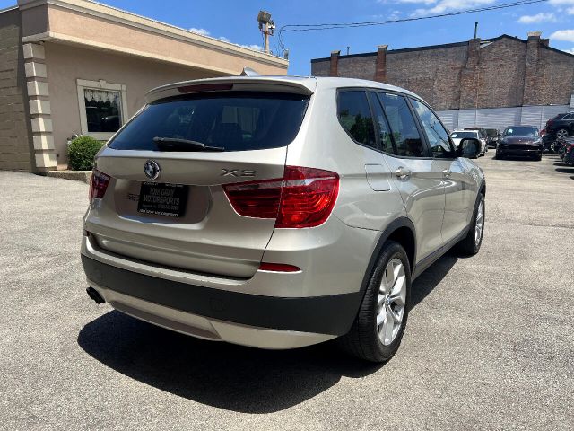 Photo 2 VIN: 5UXWX7C5XE0E78389 - BMW X3 