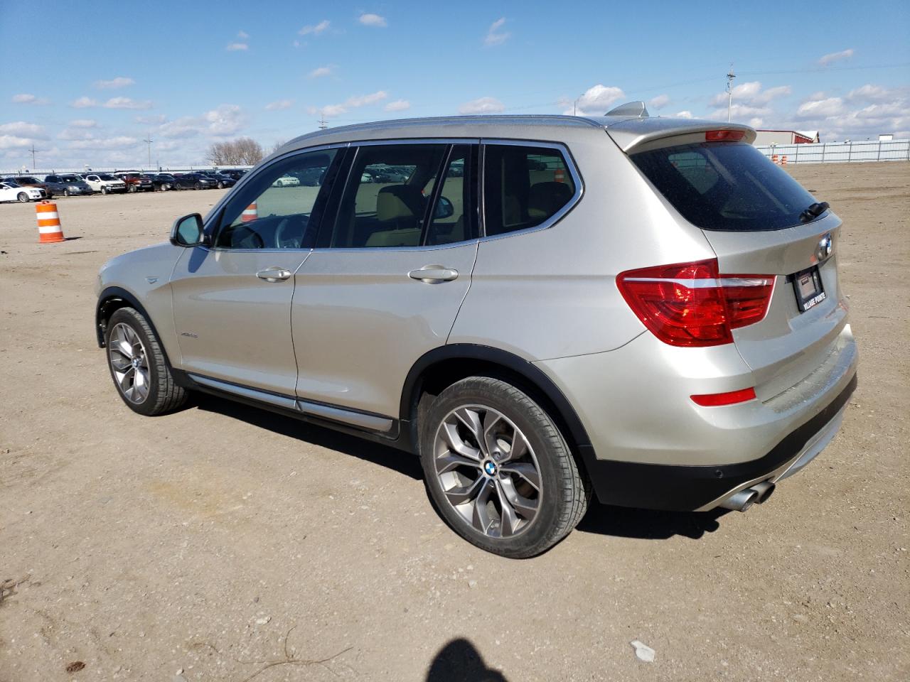 Photo 1 VIN: 5UXWX7C5XF0K31646 - BMW X3 