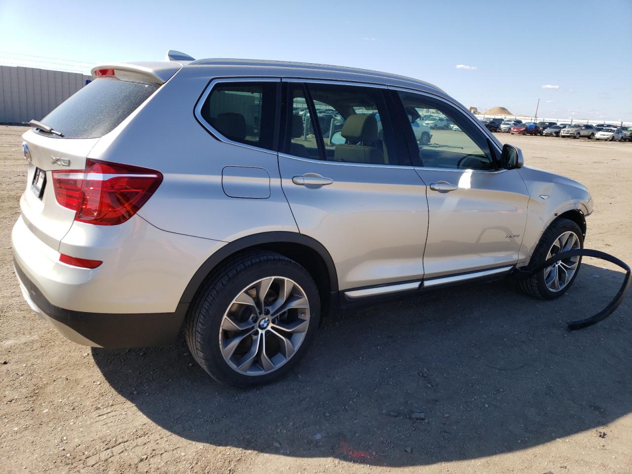 Photo 2 VIN: 5UXWX7C5XF0K31646 - BMW X3 