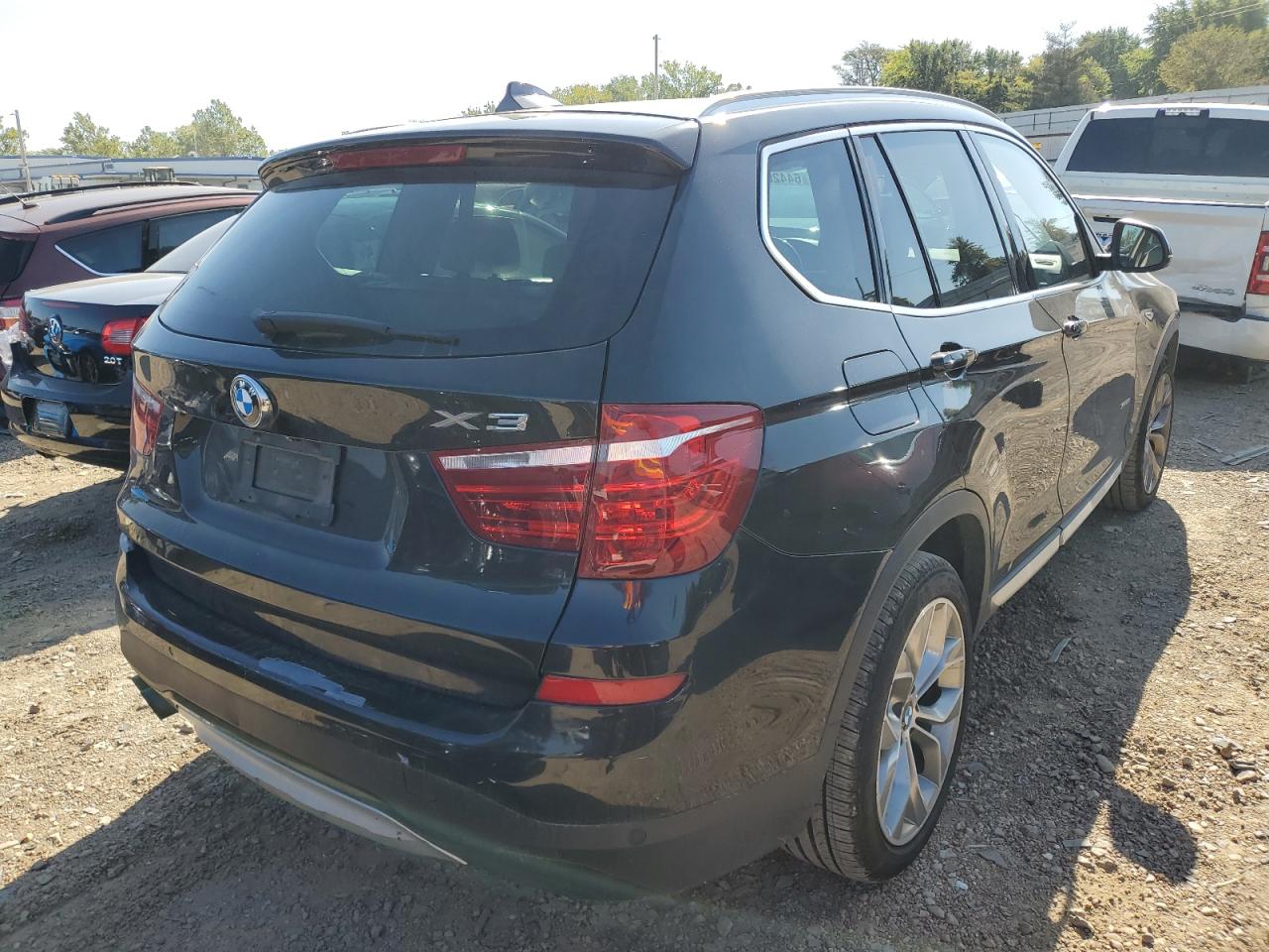 Photo 2 VIN: 5UXWX9C30H0W68584 - BMW X3 