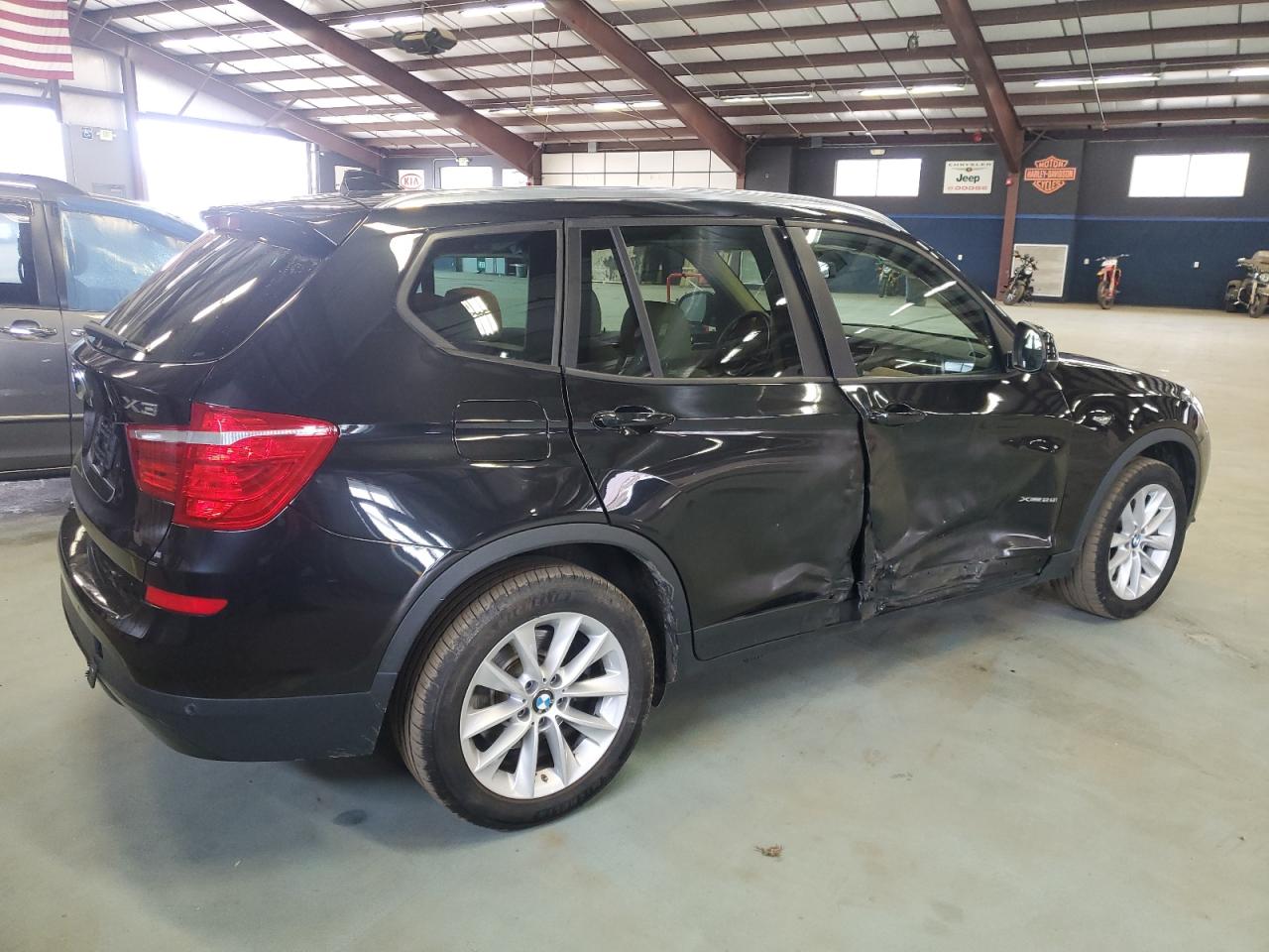 Photo 2 VIN: 5UXWX9C31H0T20518 - BMW X3 