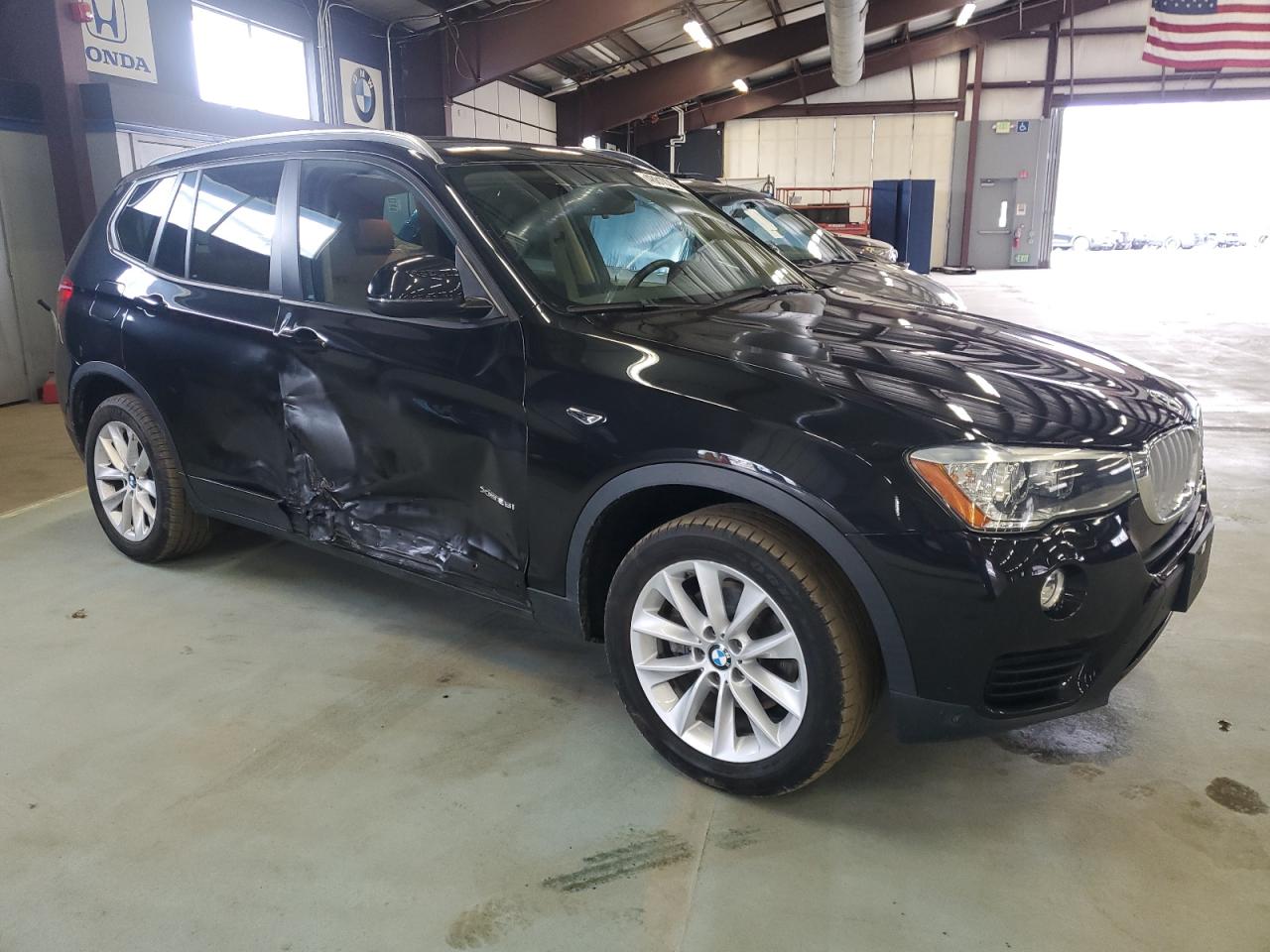 Photo 3 VIN: 5UXWX9C31H0T20518 - BMW X3 