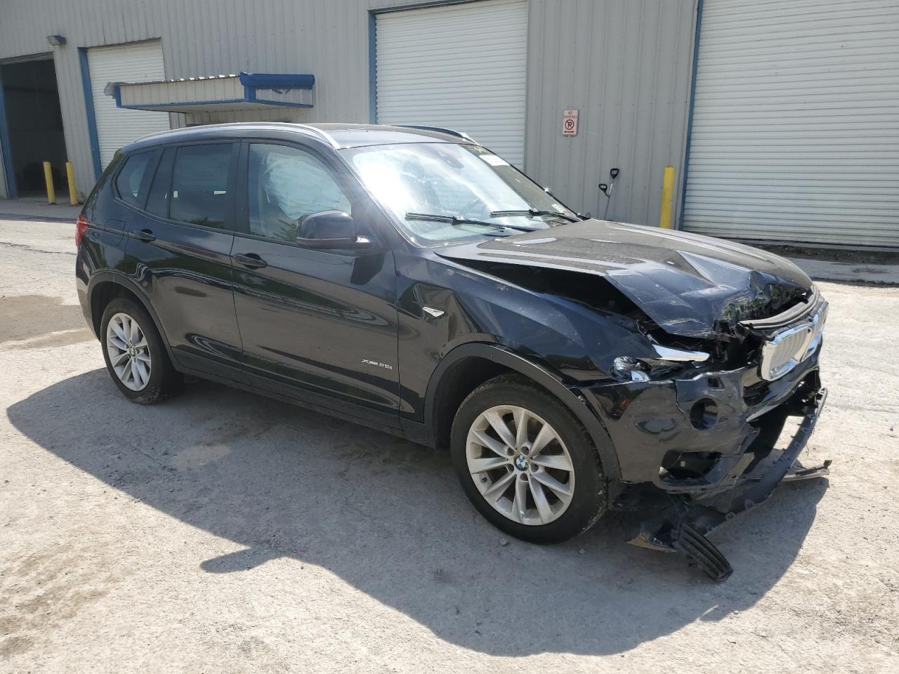 Photo 3 VIN: 5UXWX9C31H0W79643 - BMW X3 