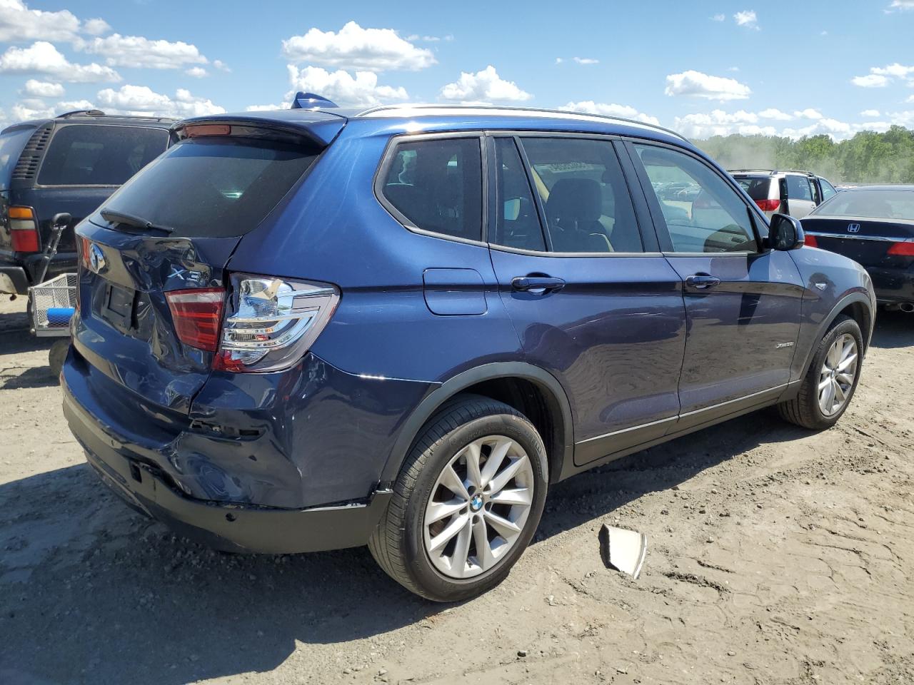 Photo 2 VIN: 5UXWX9C39H0T21514 - BMW X3 