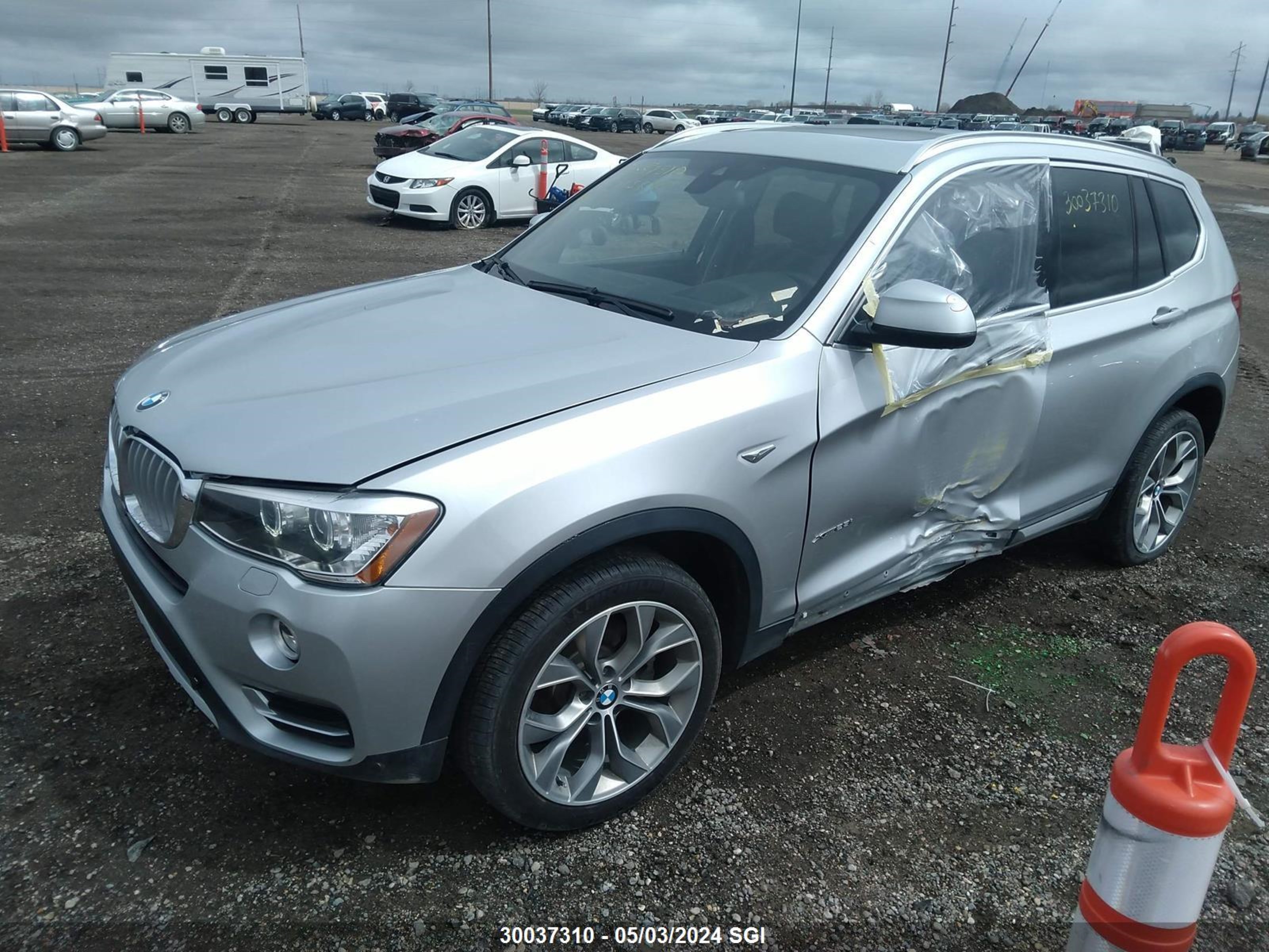 Photo 1 VIN: 5UXWX9C3XH0T16564 - BMW X3 