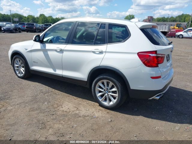 Photo 2 VIN: 5UXWX9C3XH0T16922 - BMW X3 