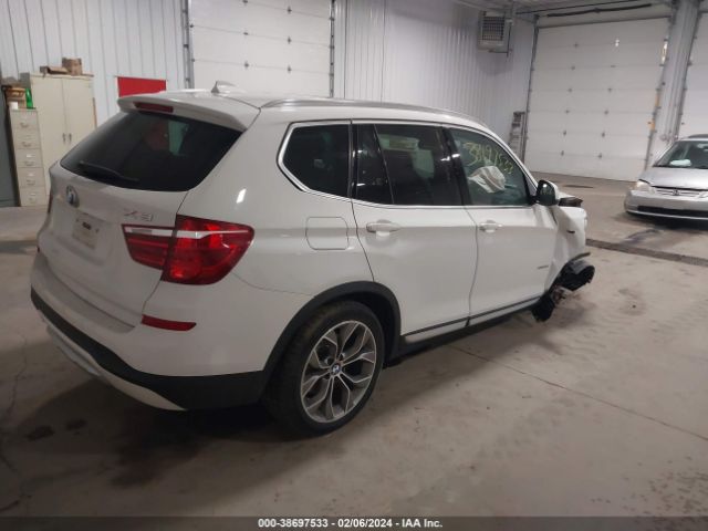 Photo 3 VIN: 5UXWX9C3XH0T17939 - BMW X3 