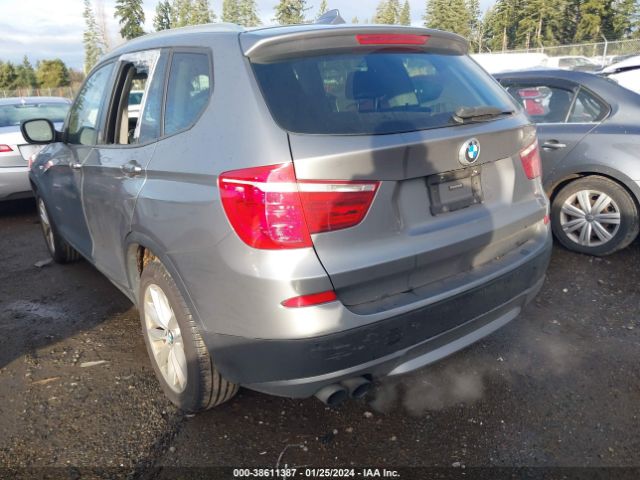 Photo 2 VIN: 5UXWX9C50D0A22153 - BMW X3 