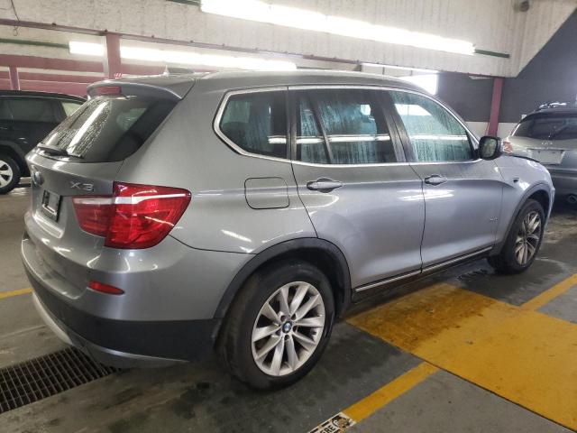 Photo 2 VIN: 5UXWX9C50D0A23903 - BMW X3 XDRIVE2 