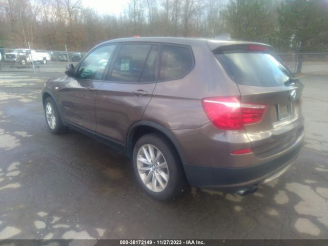 Photo 2 VIN: 5UXWX9C50D0D03675 - BMW X3 