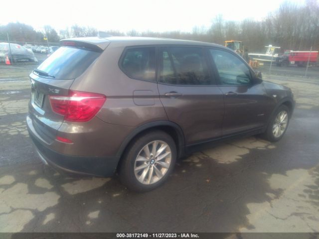 Photo 3 VIN: 5UXWX9C50D0D03675 - BMW X3 