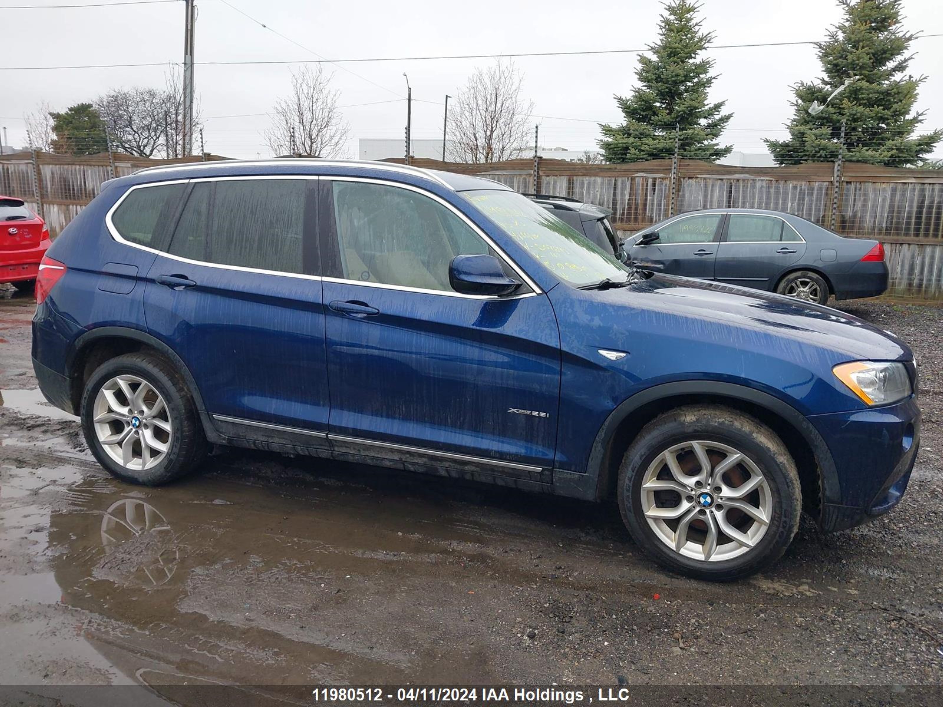 Photo 12 VIN: 5UXWX9C50D0D07693 - BMW X3 