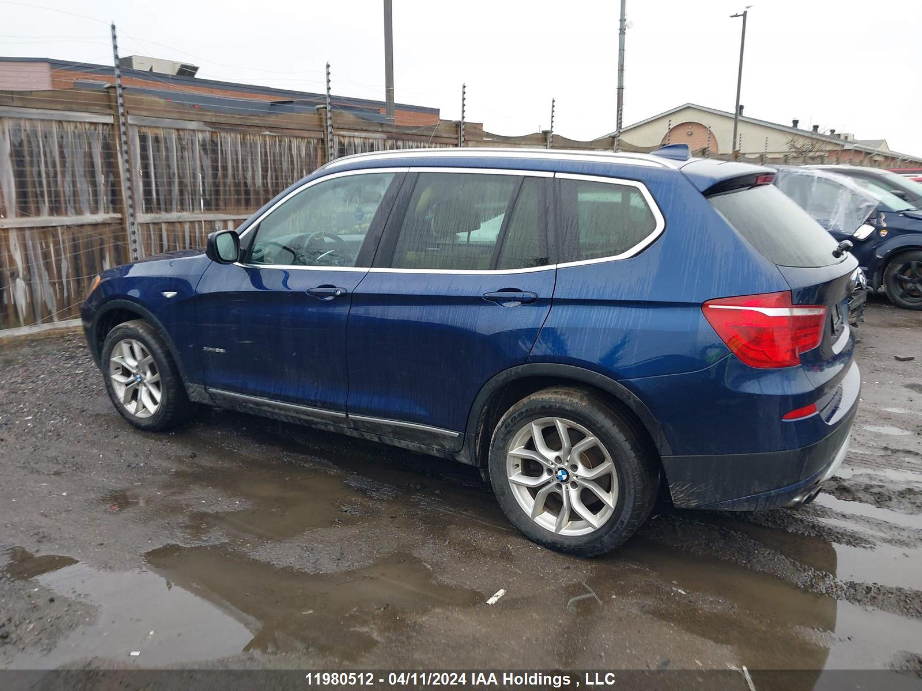 Photo 13 VIN: 5UXWX9C50D0D07693 - BMW X3 