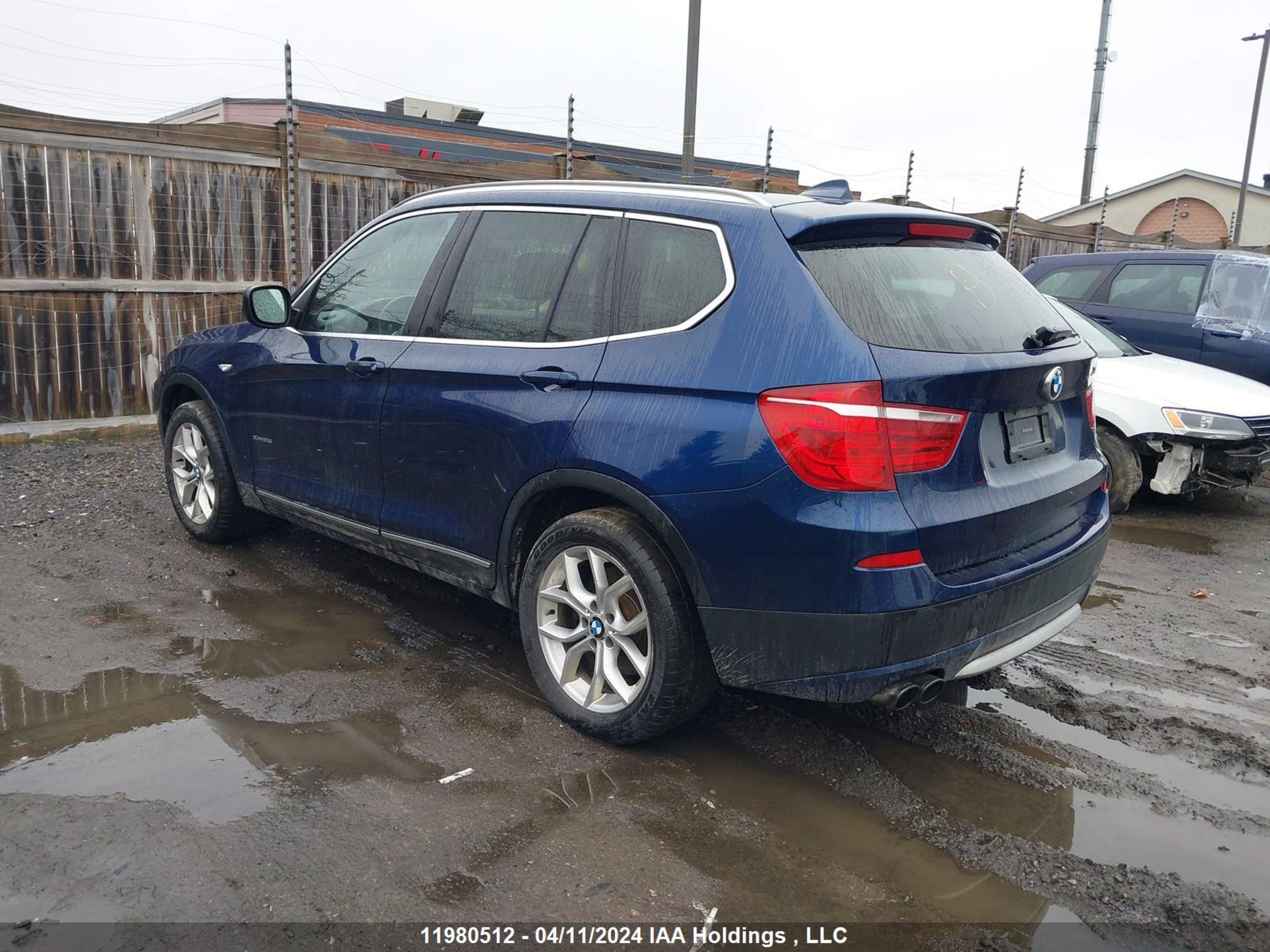 Photo 2 VIN: 5UXWX9C50D0D07693 - BMW X3 