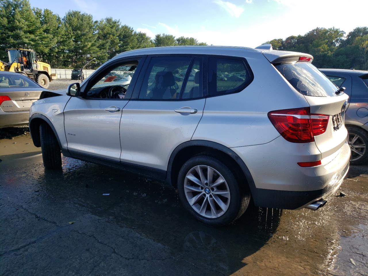 Photo 1 VIN: 5UXWX9C50F0D51275 - BMW X3 