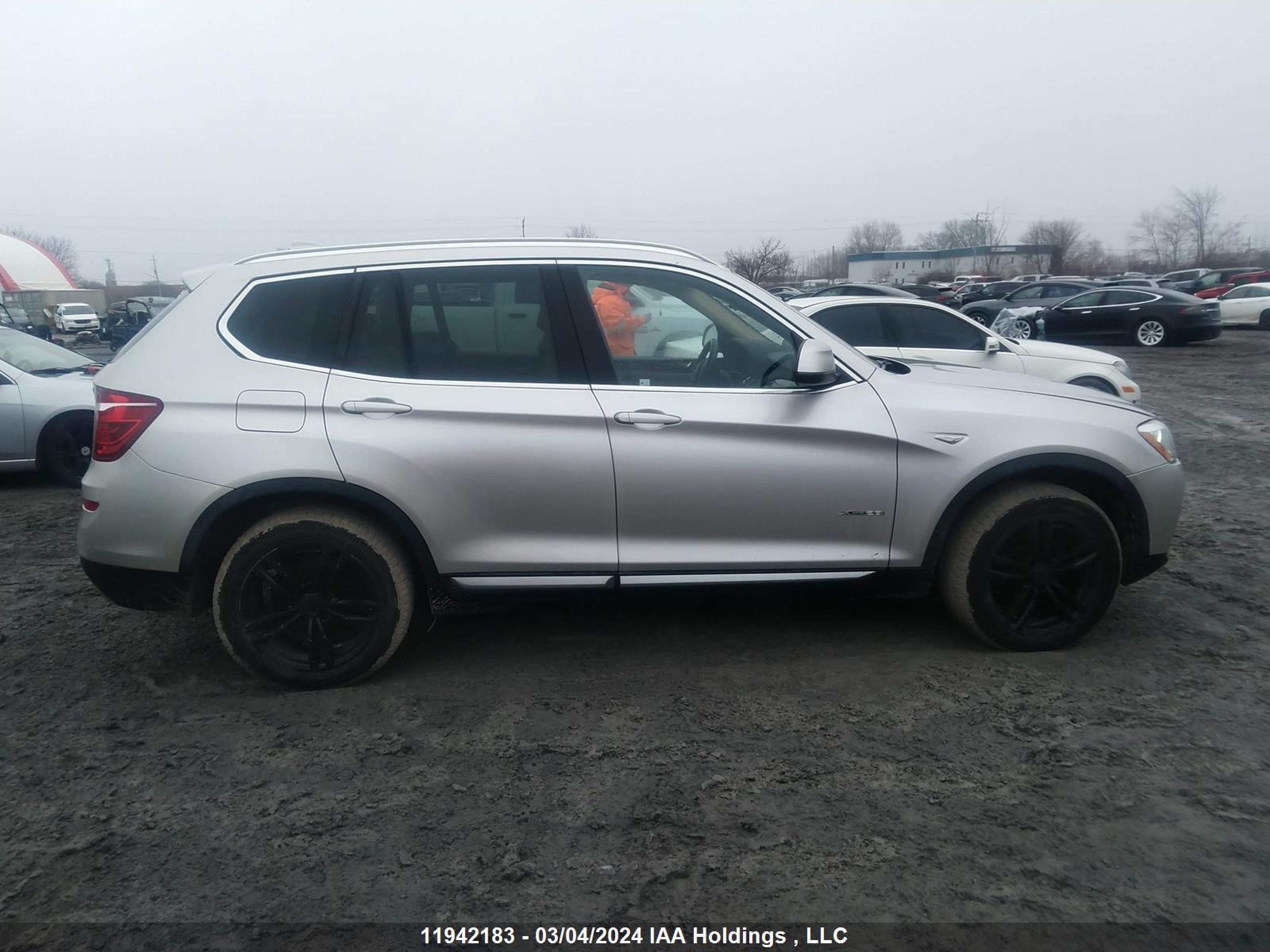 Photo 12 VIN: 5UXWX9C50G0D72676 - BMW X3 