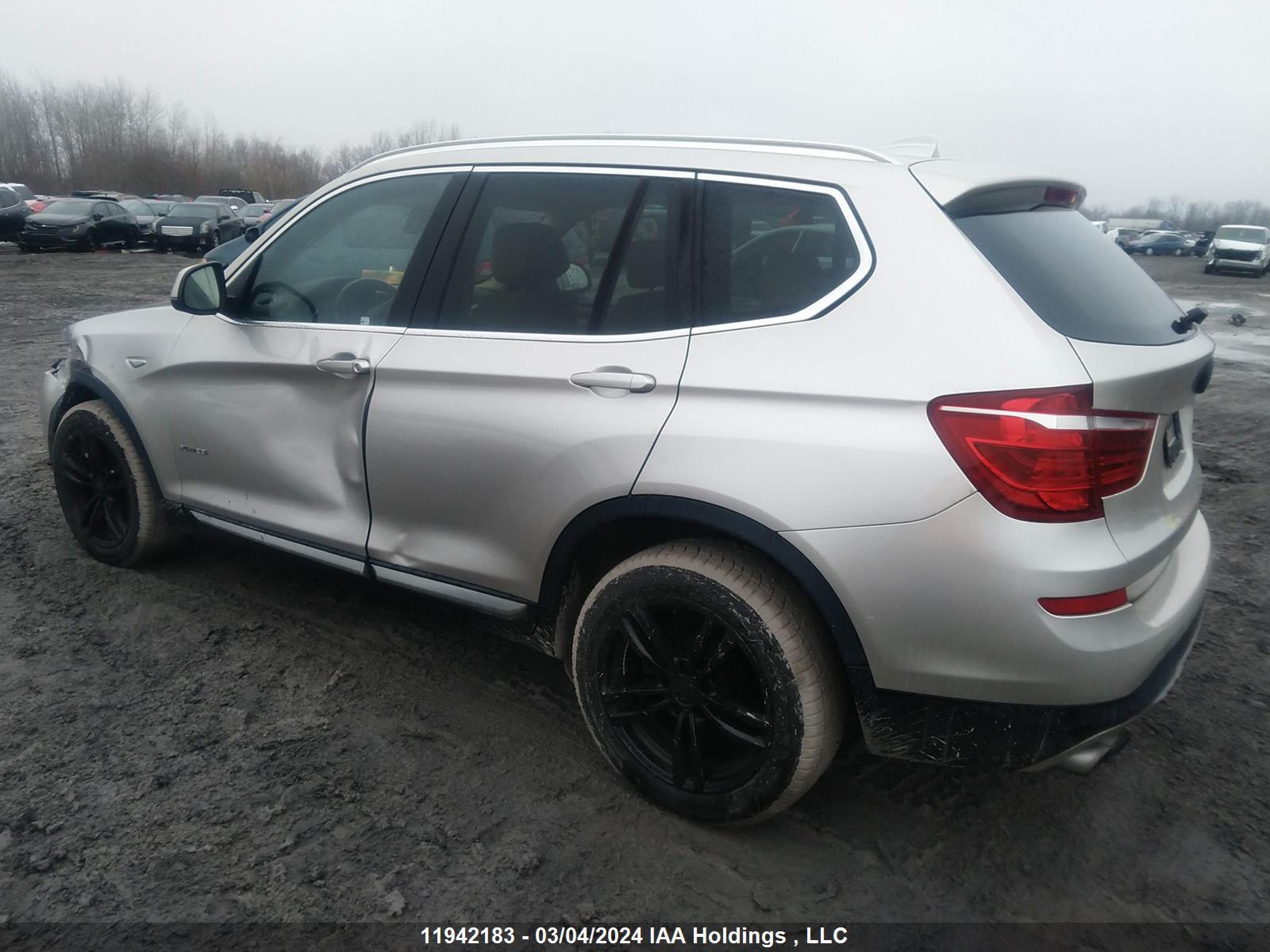 Photo 2 VIN: 5UXWX9C50G0D72676 - BMW X3 