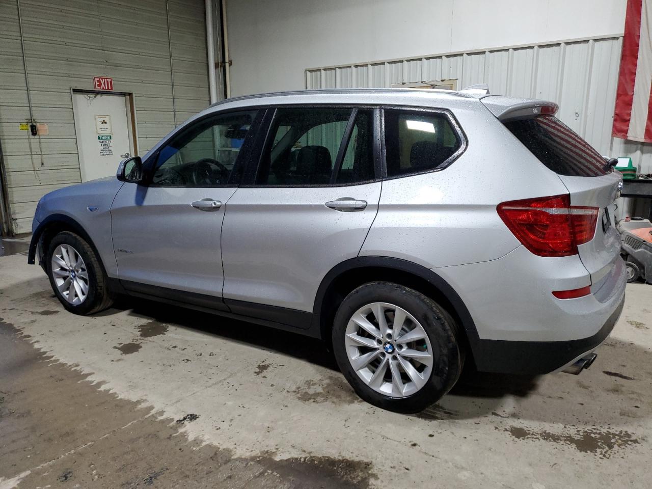 Photo 1 VIN: 5UXWX9C50G0D84343 - BMW X3 