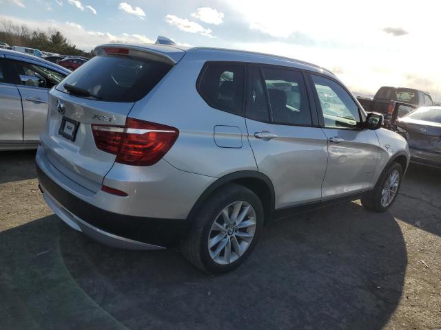 Photo 2 VIN: 5UXWX9C51D0A08178 - BMW X3 XDRIVE2 