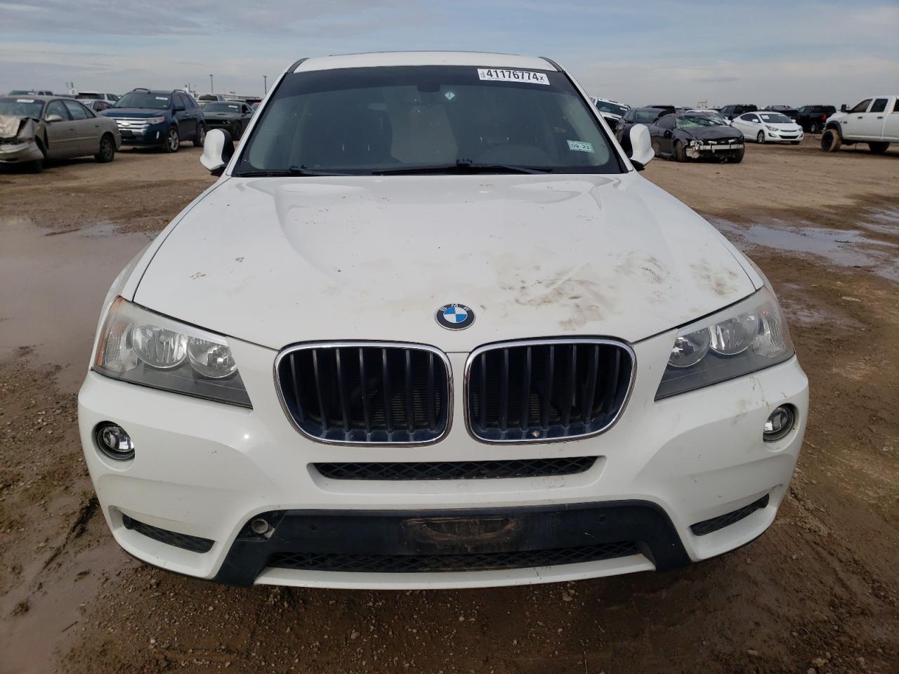 Photo 4 VIN: 5UXWX9C51D0D02440 - BMW X3 