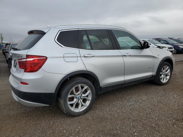 Photo 2 VIN: 5UXWX9C51E0D18607 - BMW X3 