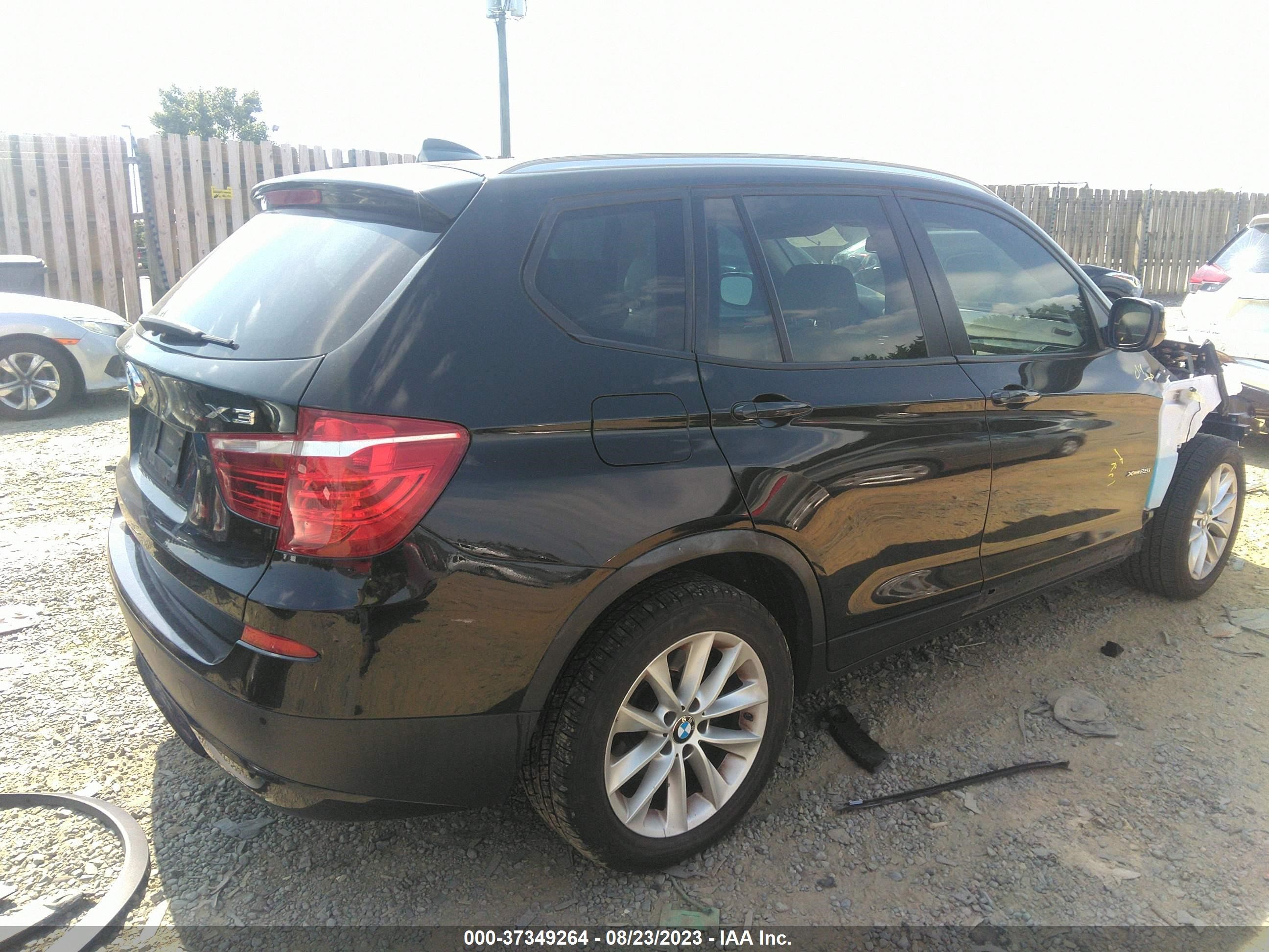 Photo 3 VIN: 5UXWX9C51E0D42034 - BMW X3 