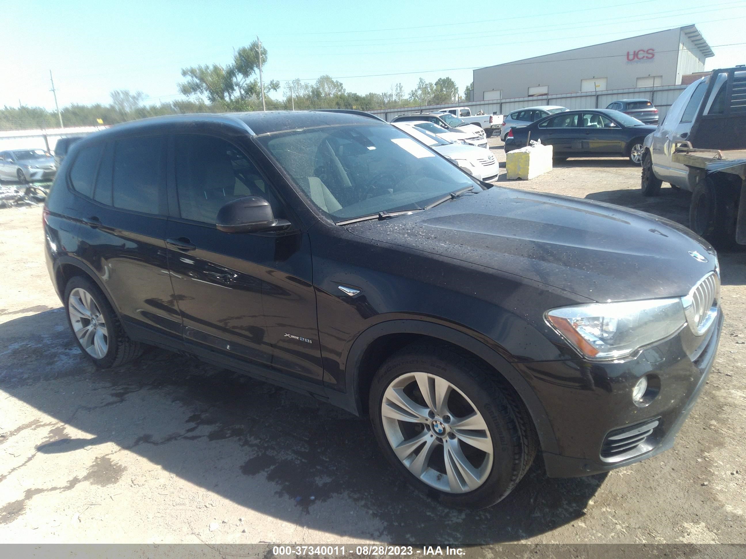 Photo 0 VIN: 5UXWX9C51F0D51303 - BMW X3 