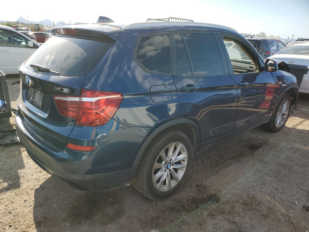 Photo 2 VIN: 5UXWX9C51H0T03574 - BMW X3 