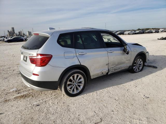 Photo 2 VIN: 5UXWX9C52D0A17035 - BMW X3 