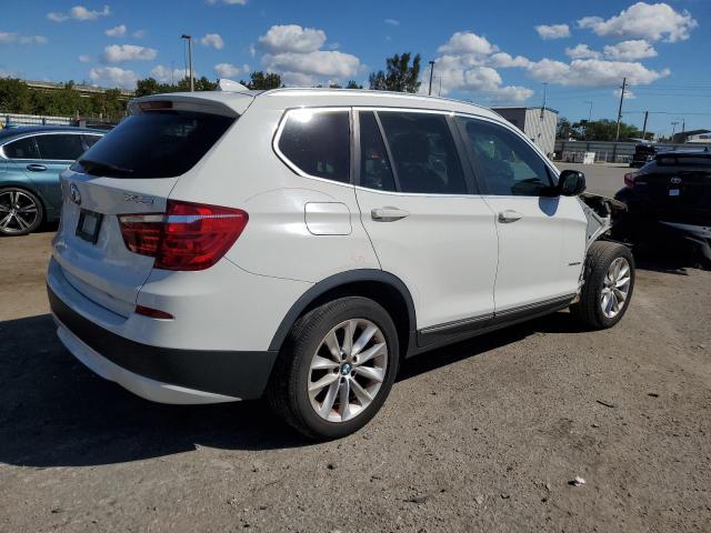 Photo 2 VIN: 5UXWX9C52D0A22784 - BMW X3 