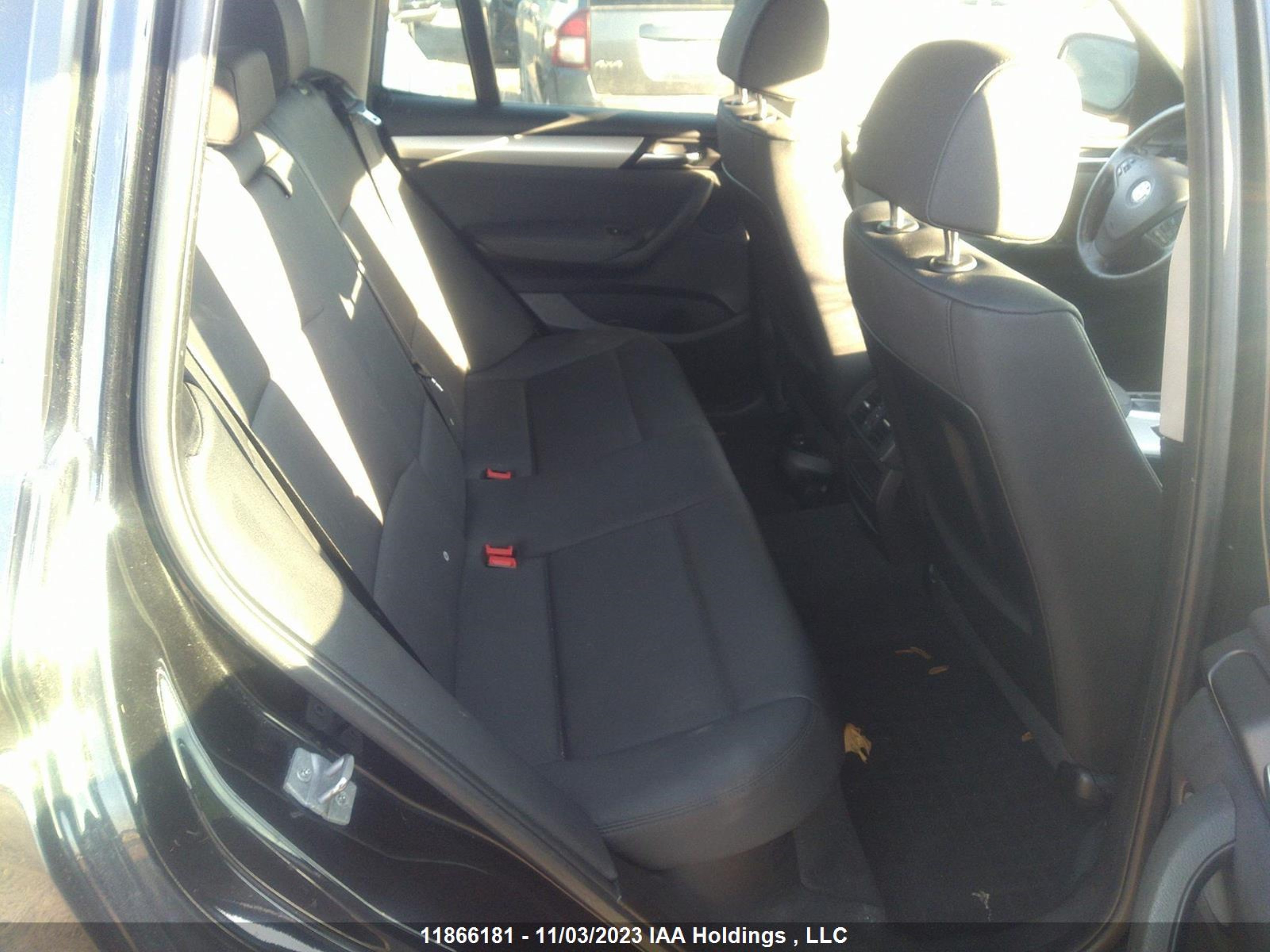 Photo 7 VIN: 5UXWX9C52D0A26236 - BMW X3 