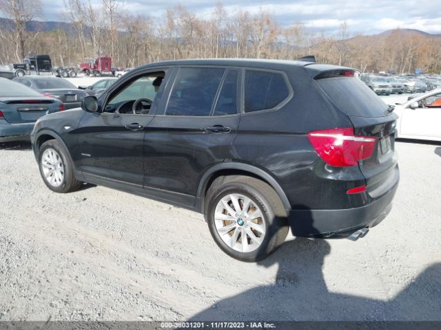 Photo 2 VIN: 5UXWX9C52D0A27628 - BMW X3 