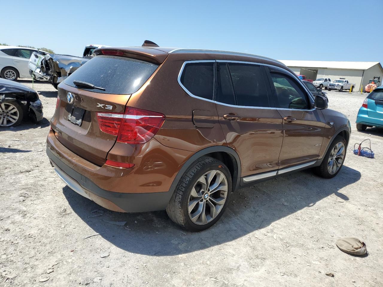 Photo 2 VIN: 5UXWX9C52H0D98732 - BMW X3 