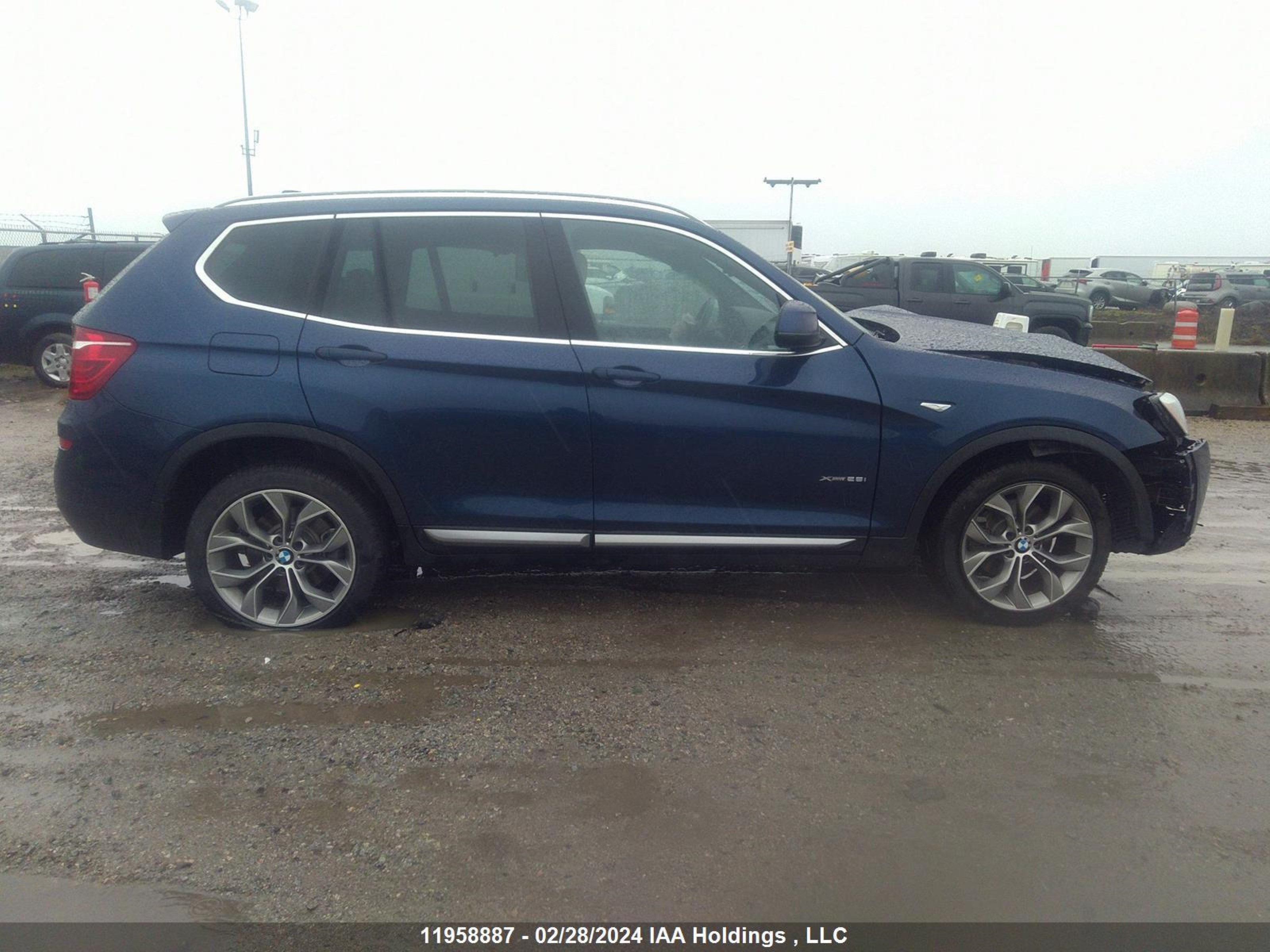 Photo 12 VIN: 5UXWX9C52H0T14227 - BMW X3 