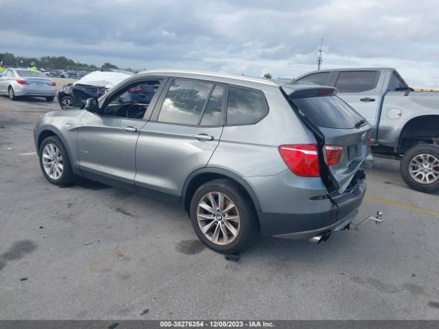 Photo 2 VIN: 5UXWX9C53D0A27864 - BMW X3 