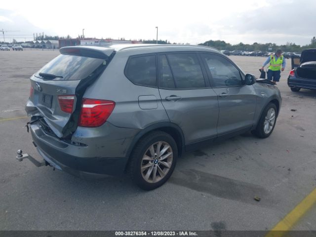 Photo 3 VIN: 5UXWX9C53D0A27864 - BMW X3 