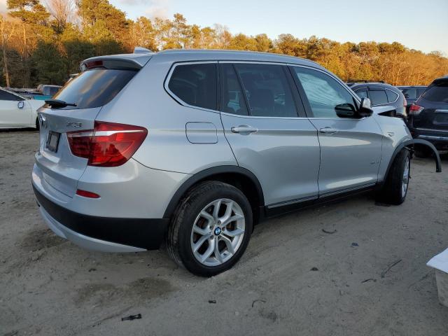 Photo 2 VIN: 5UXWX9C53D0A31798 - BMW X3 XDRIVE2 