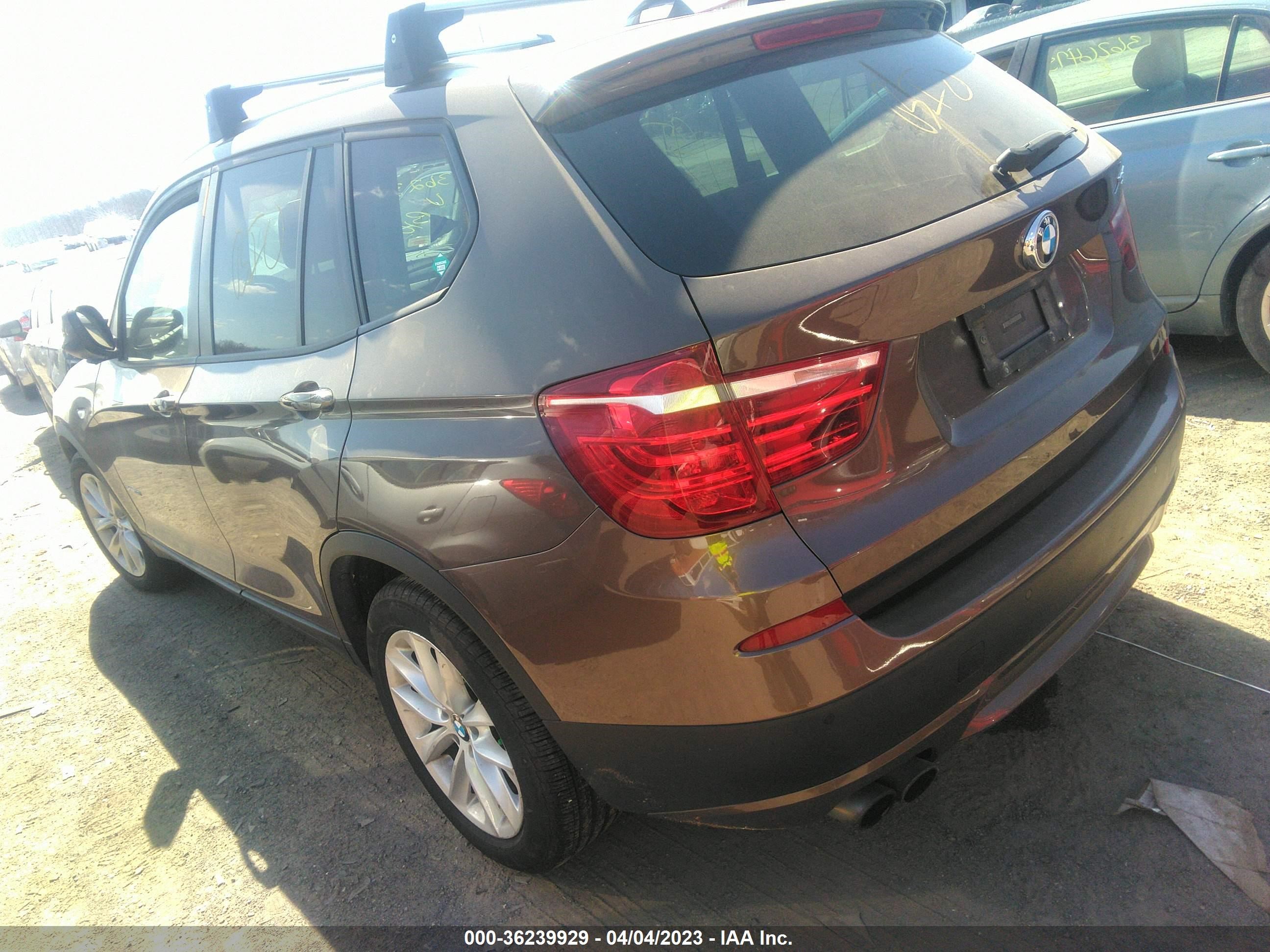 Photo 2 VIN: 5UXWX9C53D0A32952 - BMW X3 