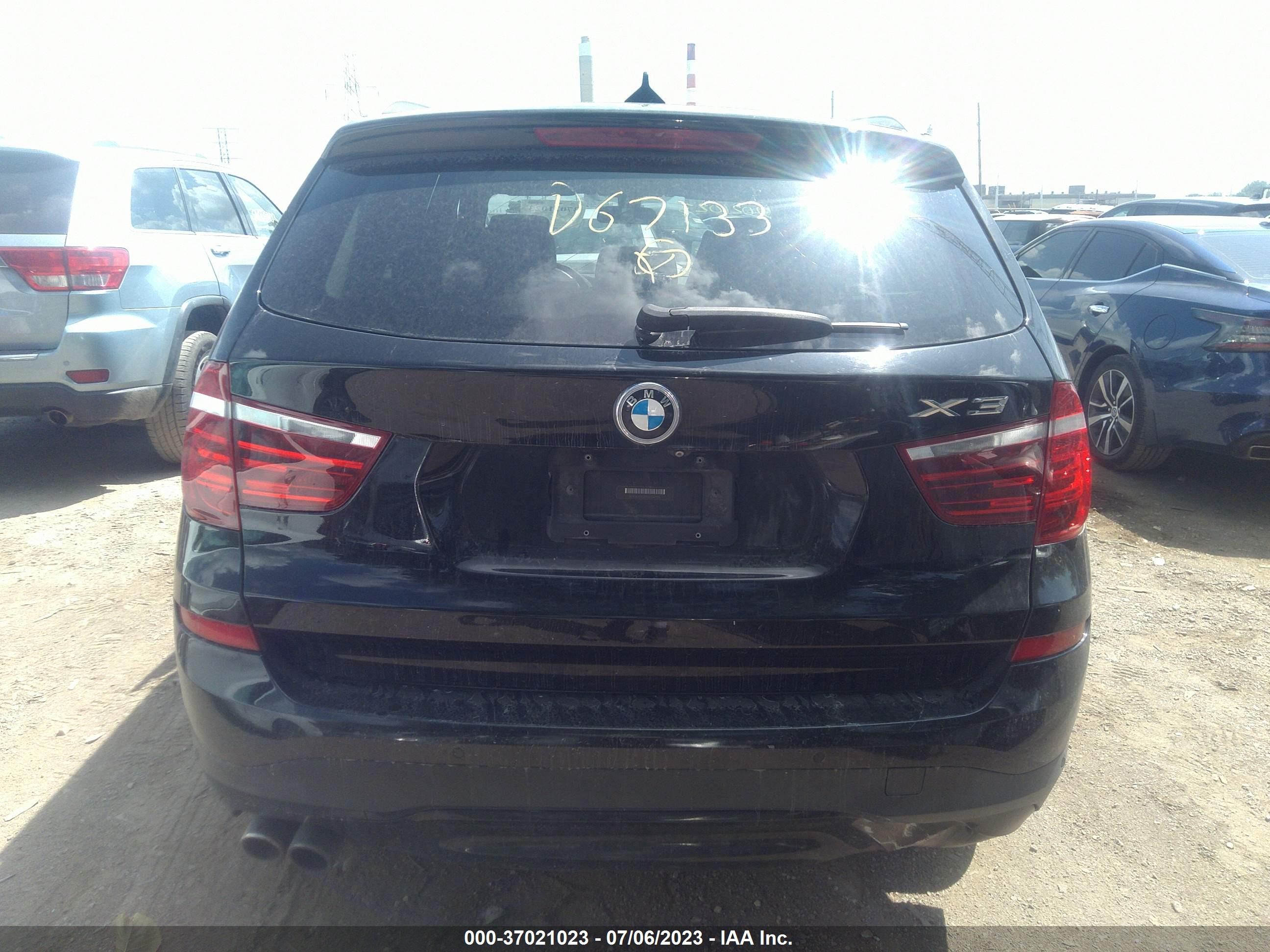 Photo 15 VIN: 5UXWX9C53G0D67133 - BMW X3 