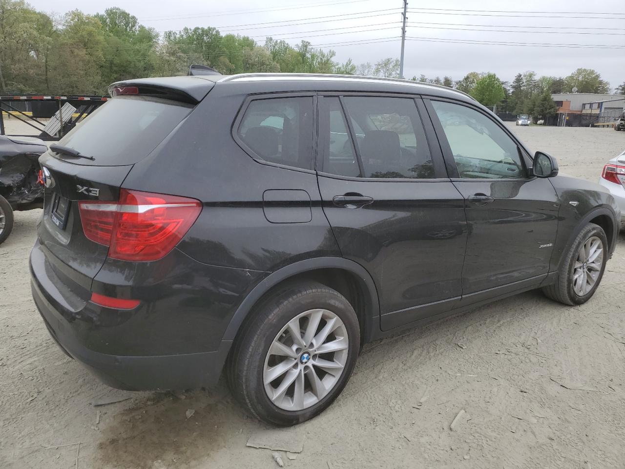 Photo 2 VIN: 5UXWX9C53G0D87933 - BMW X3 