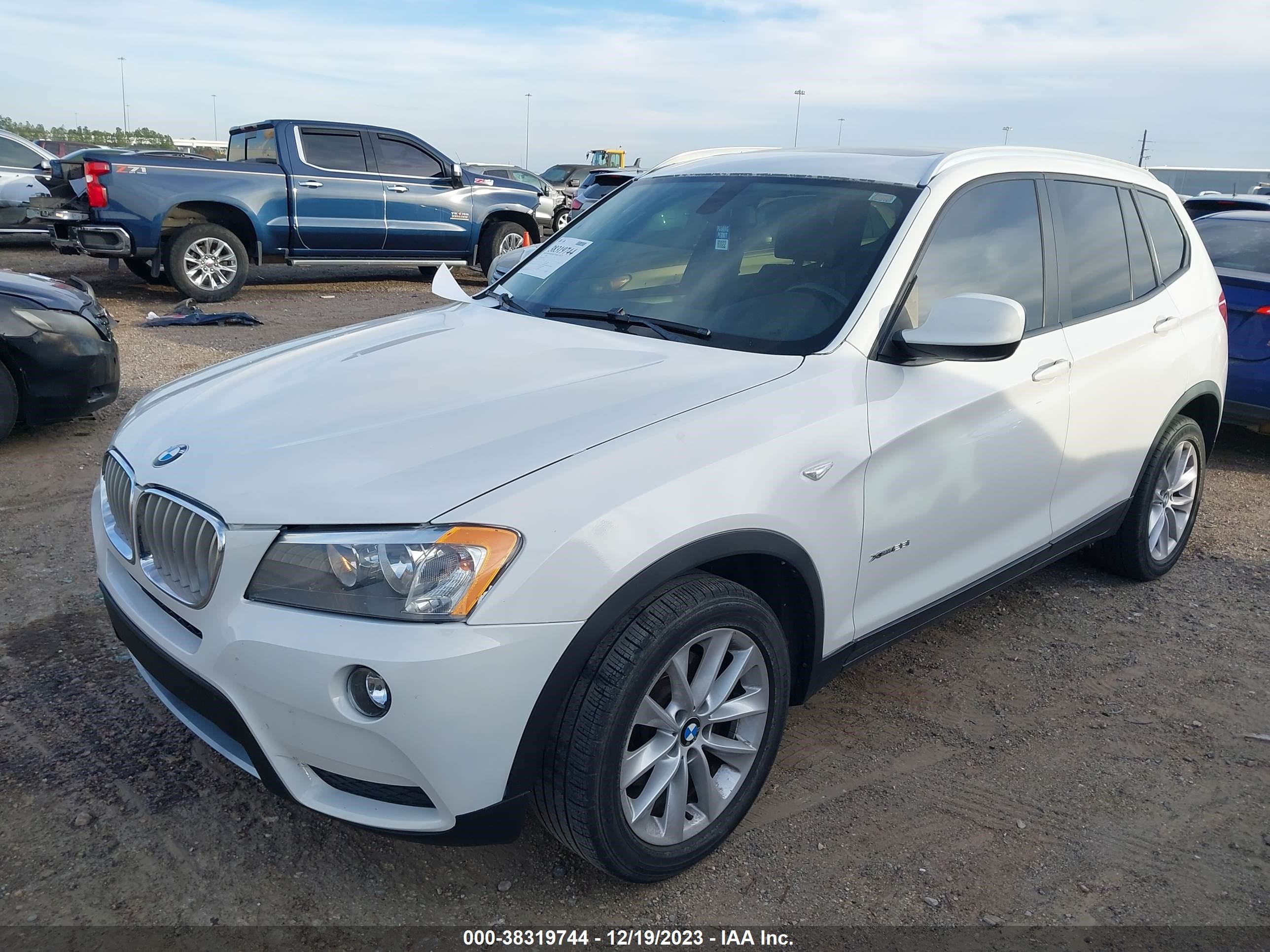 Photo 1 VIN: 5UXWX9C54D0A22057 - BMW X3 