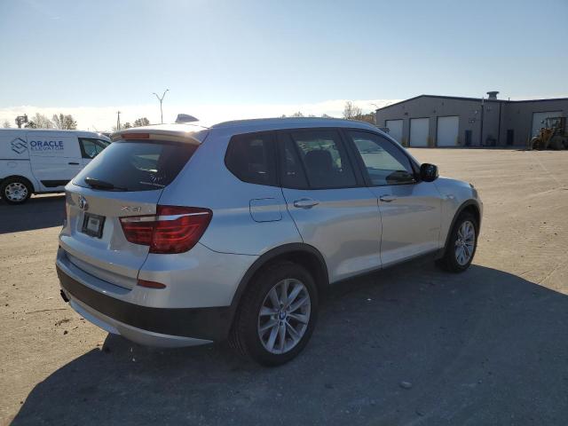 Photo 2 VIN: 5UXWX9C54D0A24522 - BMW X3 XDRIVE2 