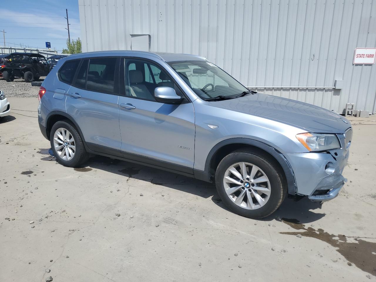 Photo 3 VIN: 5UXWX9C54E0D30041 - BMW X3 