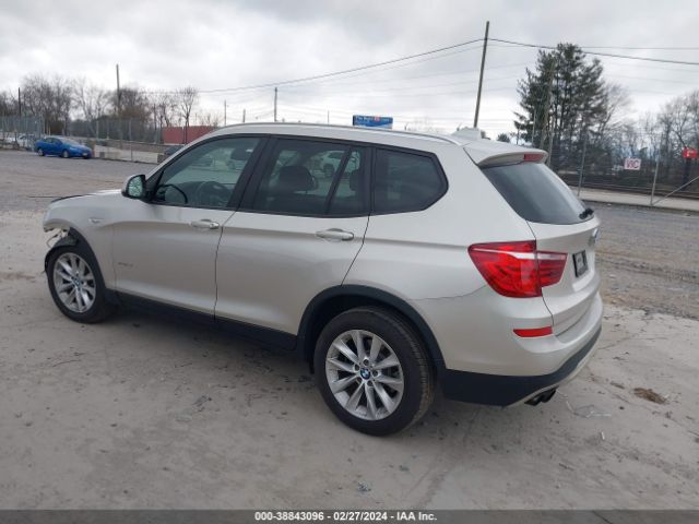 Photo 2 VIN: 5UXWX9C54F0D53577 - BMW X3 