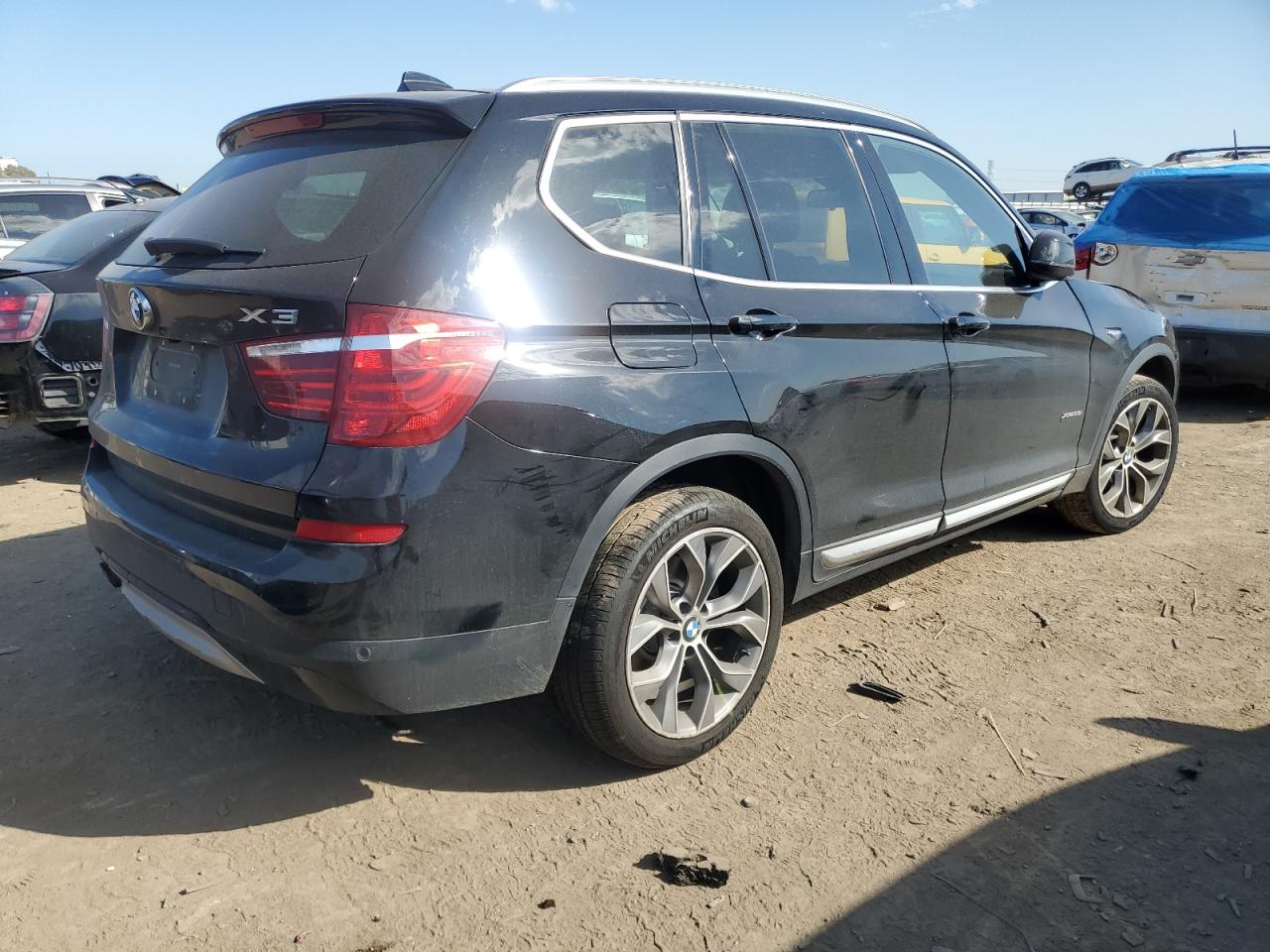 Photo 2 VIN: 5UXWX9C54H0D98246 - BMW X3 