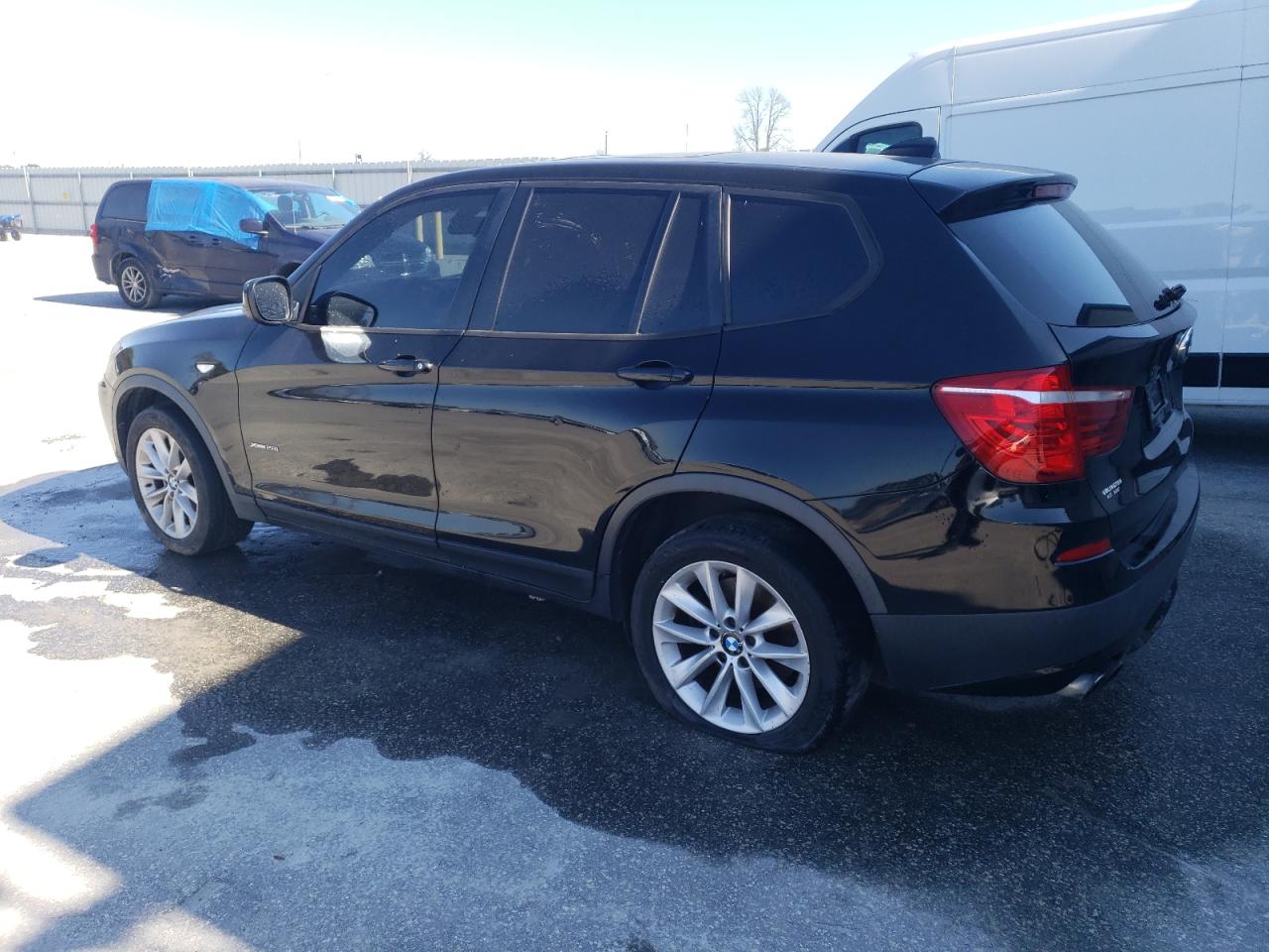 Photo 1 VIN: 5UXWX9C55D0A09124 - BMW X3 