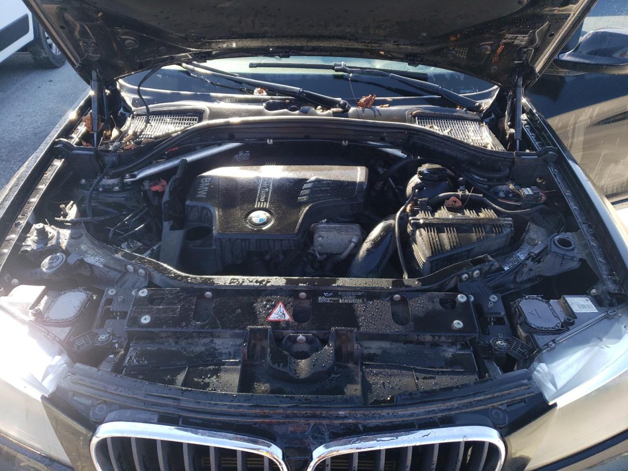 Photo 10 VIN: 5UXWX9C55D0A09124 - BMW X3 