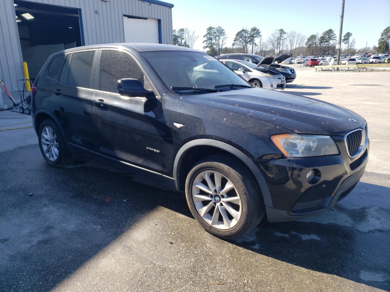 Photo 3 VIN: 5UXWX9C55D0A09124 - BMW X3 