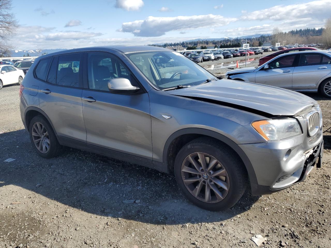 Photo 3 VIN: 5UXWX9C55D0A25503 - BMW X3 