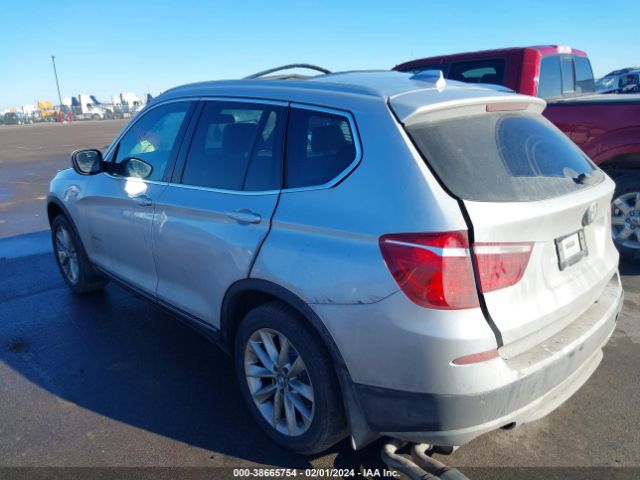 Photo 2 VIN: 5UXWX9C55D0A28496 - BMW X3 